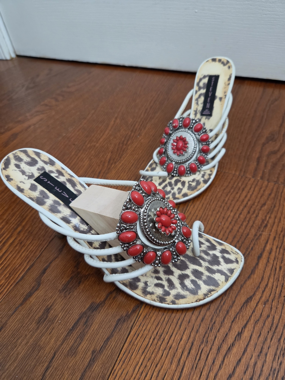 Womens White Strappy Sandal with Red Beaded Medallion